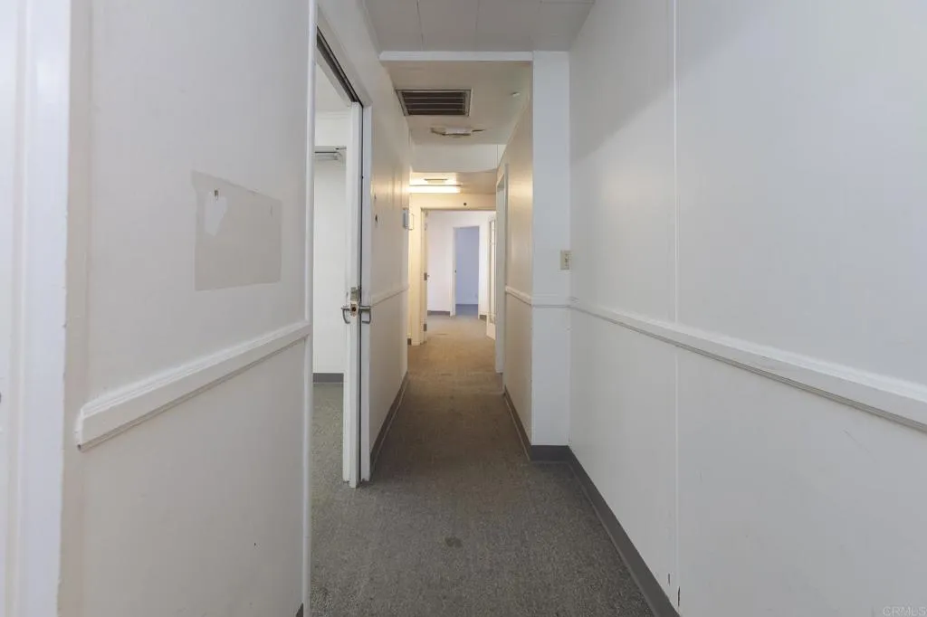 https://cdn.realtyfeed.com/cdn/127/306745029/bf56a69a6dbd2ce5619b34c8b2fdad8f.webp