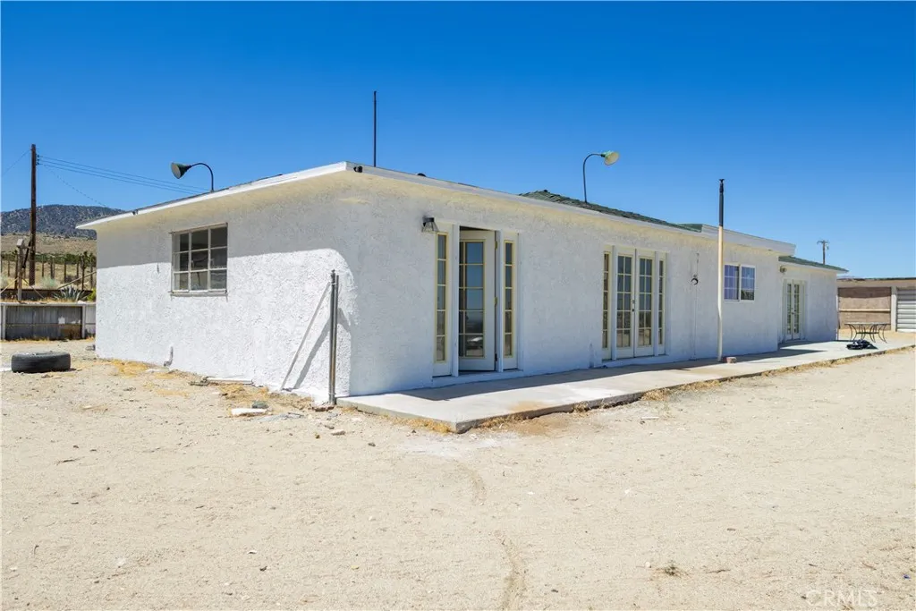 Llano, CA 93544