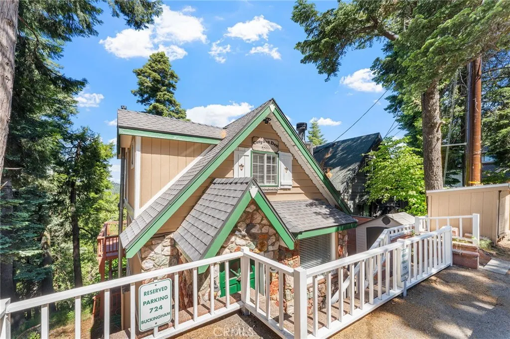 724 Buckingham, Lake Arrowhead, CA 92352 - Photo 2 of 31, Lake Arrowhead, CA