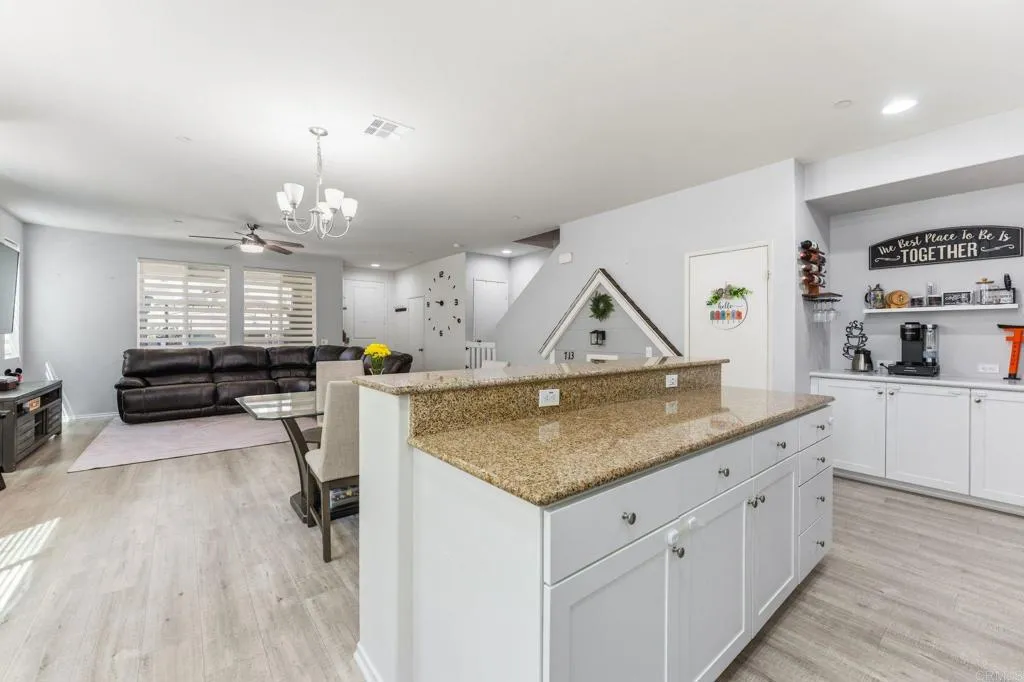 Photo #5: PTP2604613 Listing: Photo #5