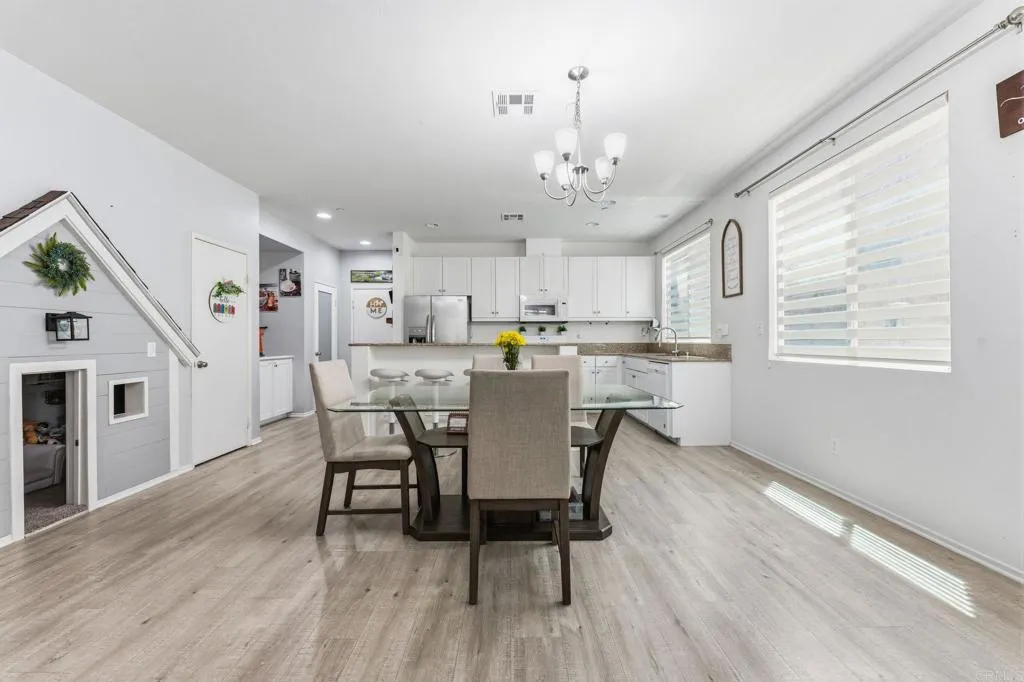 Photo #2: PTP2604613 Listing: Photo #2