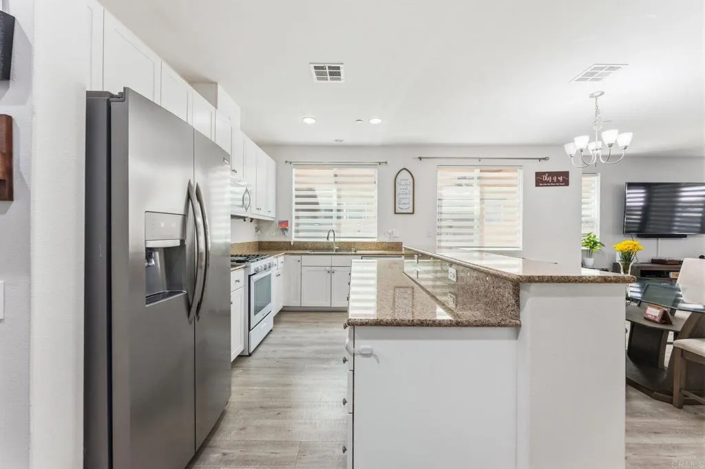 Photo #4: PTP2604613 Listing: Photo #4