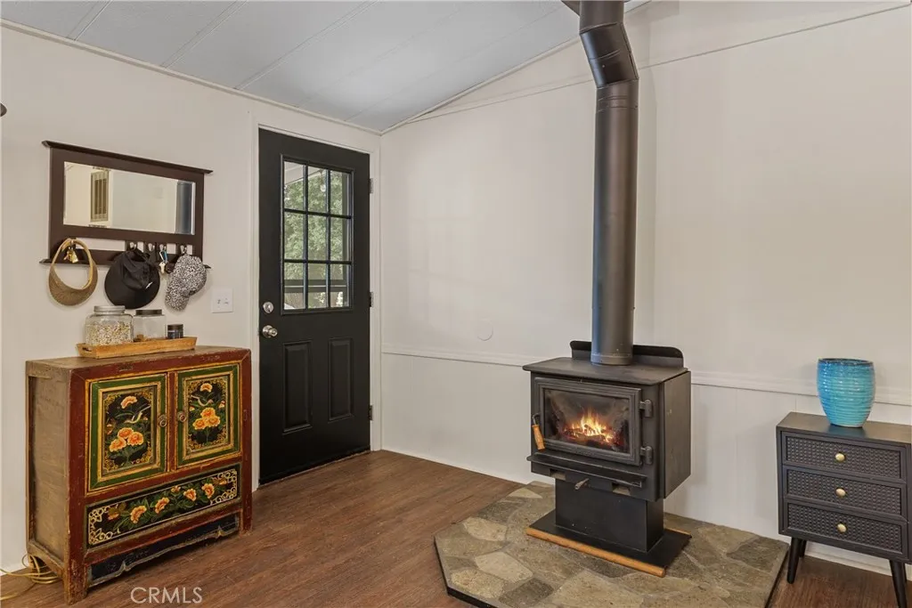 https://cdn.realtyfeed.com/cdn/127/306745168/19fc3b1d5221b79b49c4ddd6635d49bd.webp