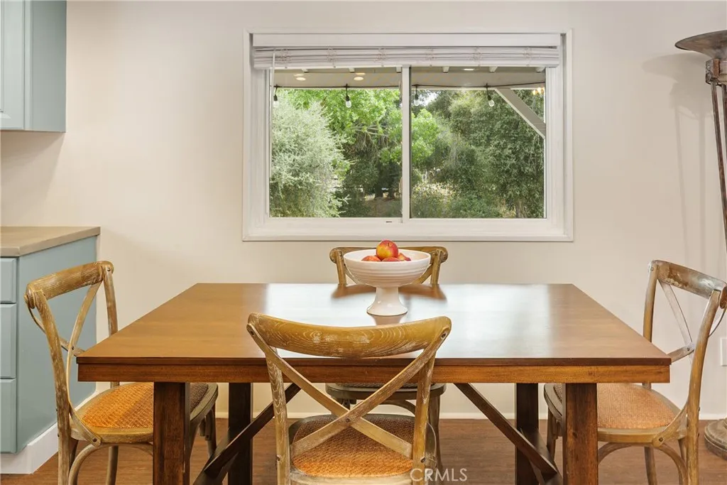 https://cdn.realtyfeed.com/cdn/127/306745168/2ce85b39966459ab6cfa504c36d9b67d.webp