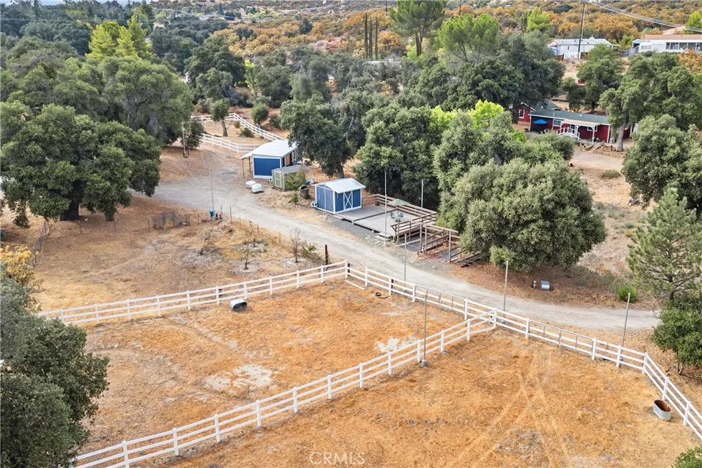 https://cdn.realtyfeed.com/cdn/127/306745168/d6a2d59f2b558700e8679b4b664b2780.webp