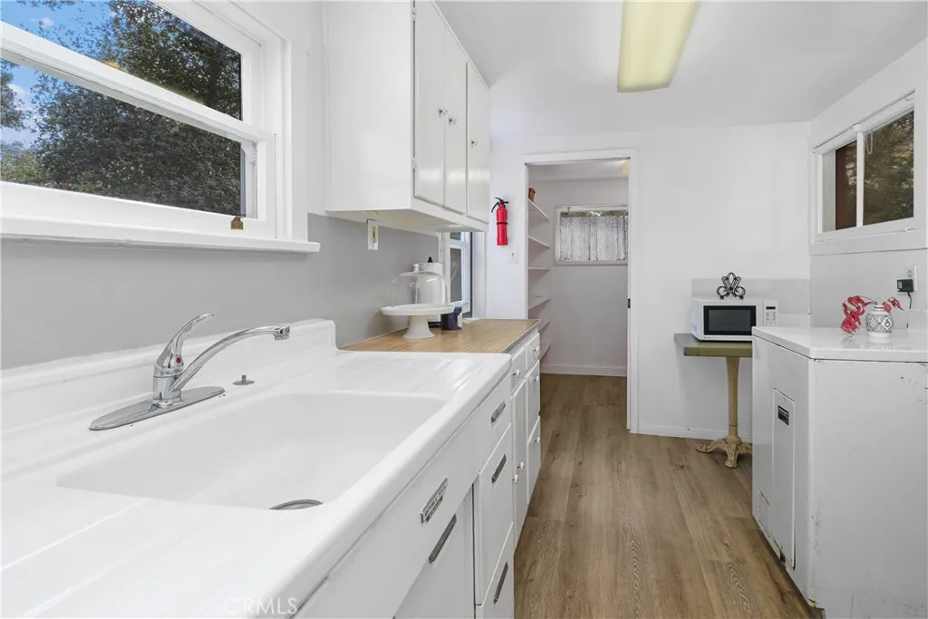 https://cdn.realtyfeed.com/cdn/127/306745168/f3004cc31282824198836d6894fe9b1b.webp