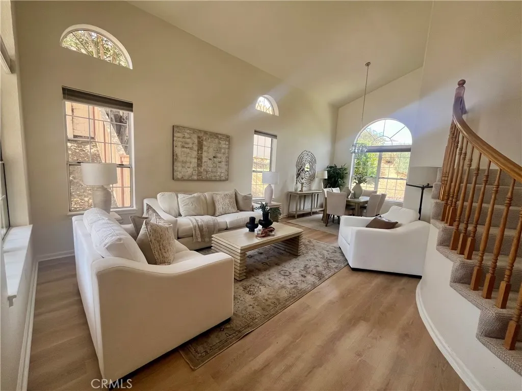 https://cdn.realtyfeed.com/cdn/127/306745213/209fedee34e13e9bda7fdfbc3923581e.webp
