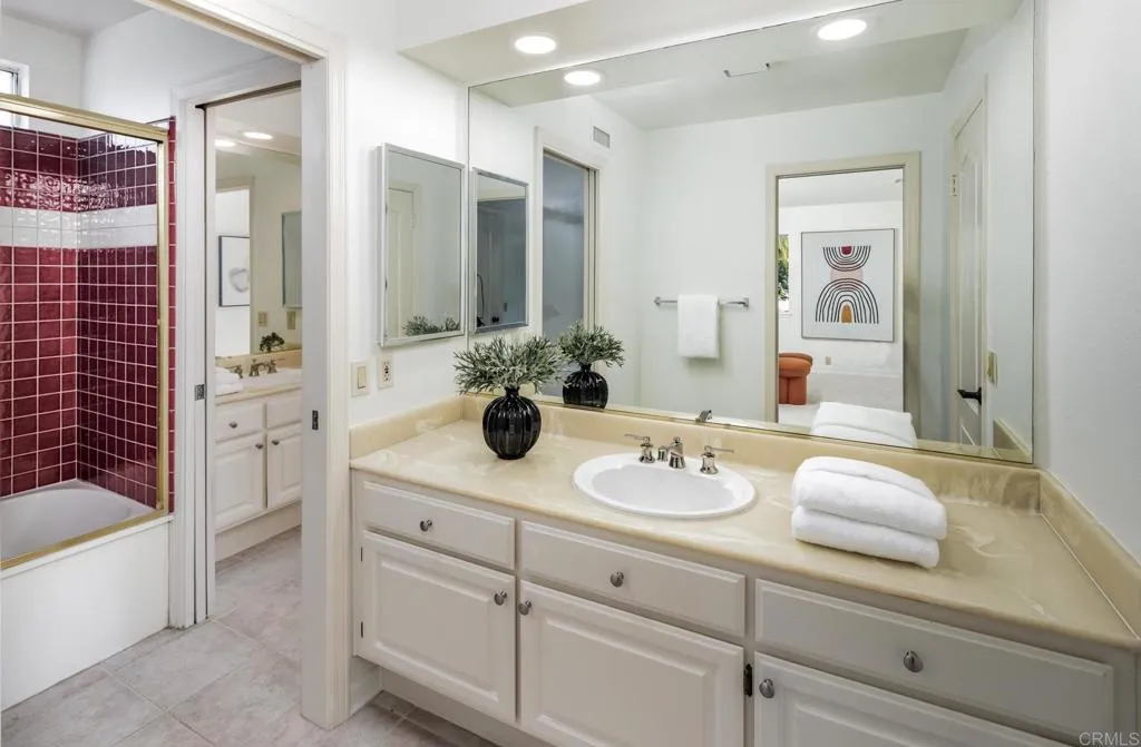 https://cdn.realtyfeed.com/cdn/127/306745239/452841020a7d36a04c91aa11047ea1d1.webp