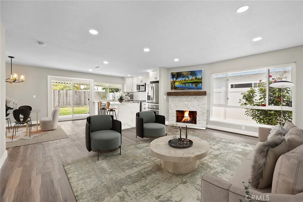 Anaheim Hills, CA 92807