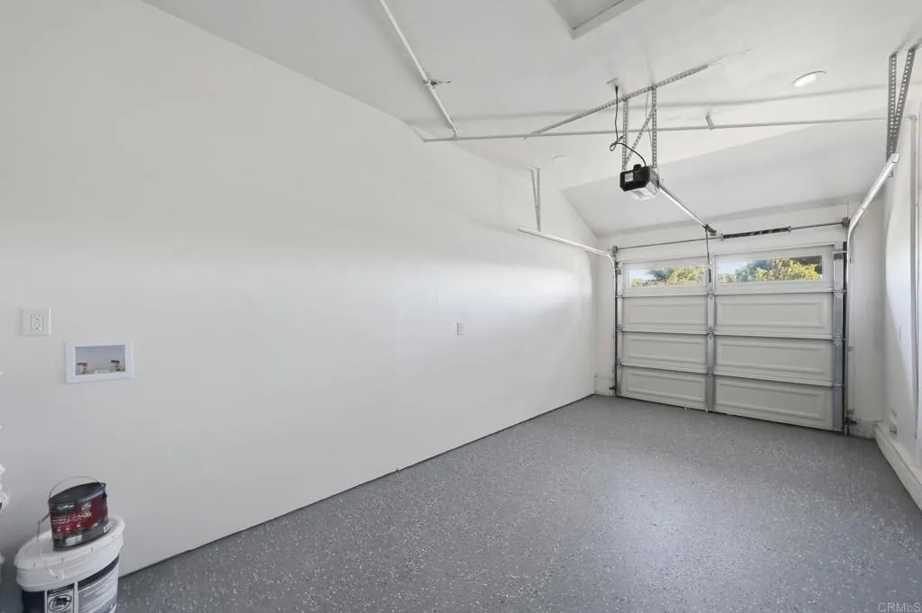 https://cdn.realtyfeed.com/cdn/127/306745301/1a37670e63421e3a9afb24f23d4768ed.webp