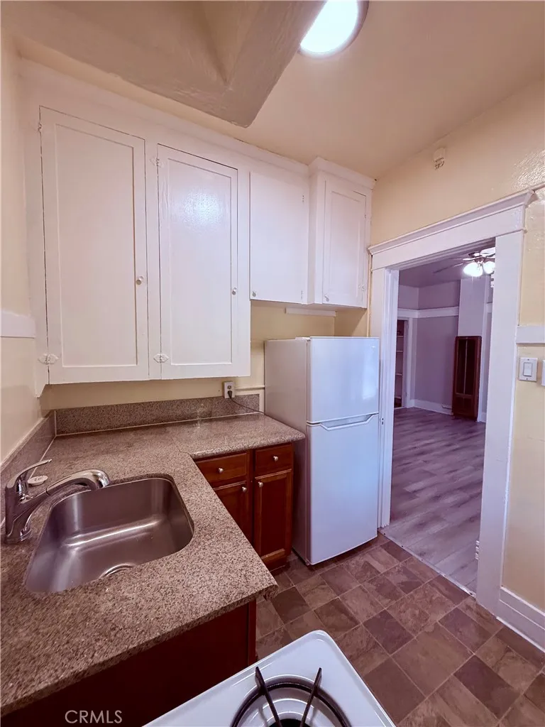 406 Linden Avenue Unit 15, Long Beach, CA 90802 - Photo 5 of 15, Long Beach, CA