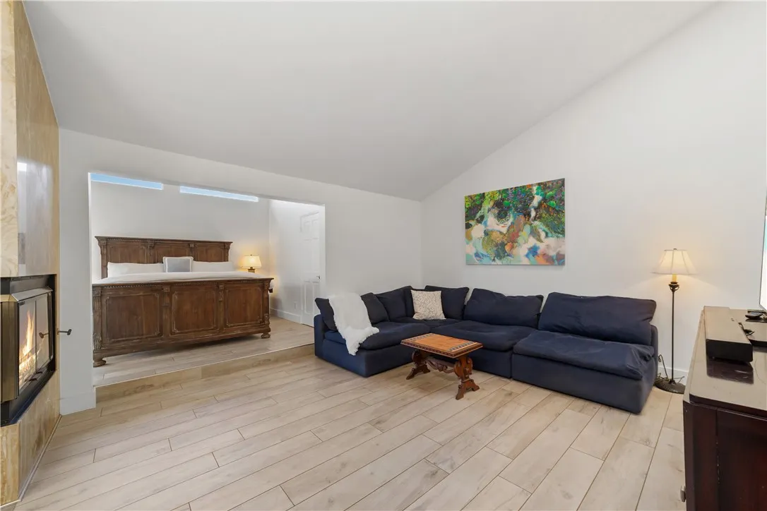 https://cdn.realtyfeed.com/cdn/127/306745357/1f17dc4addb26b1ccd95fd8420c6be5c.webp