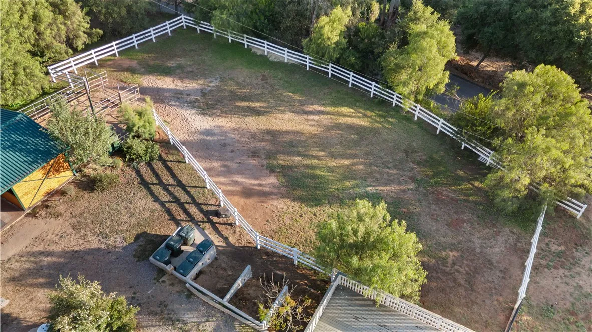 https://cdn.realtyfeed.com/cdn/127/306745357/487049311b0d331e9544d17e9d5ea576.webp