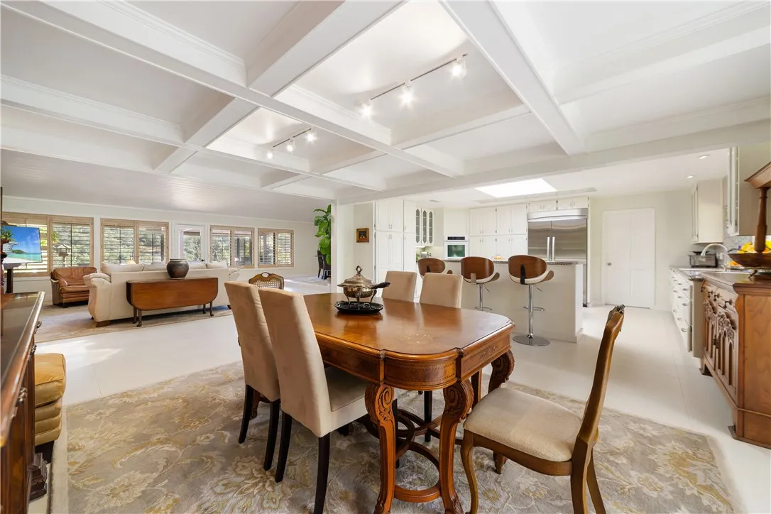 https://cdn.realtyfeed.com/cdn/127/306745357/6c1c4cc04a8949ebb8a50f8d3f3b8349.webp