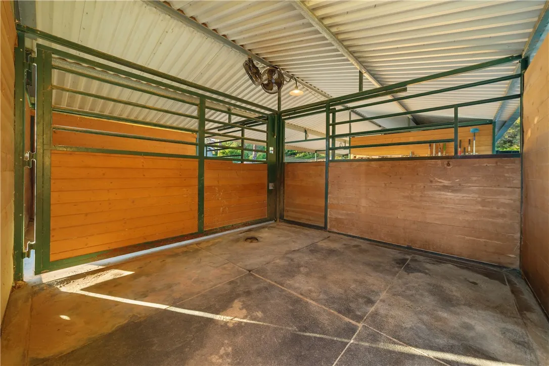 https://cdn.realtyfeed.com/cdn/127/306745357/c7b01cb95f2c05b5b4afd15d1a86b666.webp