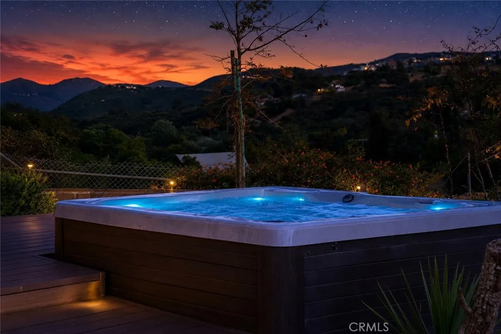 https://cdn.realtyfeed.com/cdn/127/306745357/cc60d556624fa8766f6ad991fa340546.webp