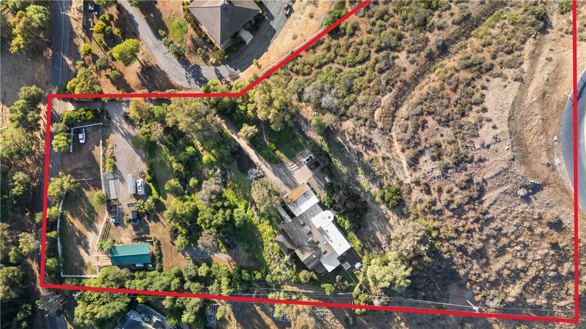 https://cdn.realtyfeed.com/cdn/127/306745357/e78f9f7216e4d078cacd26323175e964.webp