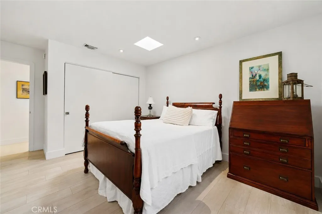 https://cdn.realtyfeed.com/cdn/127/306745357/ede194903cb9d8ad21f2b499403e817f.webp