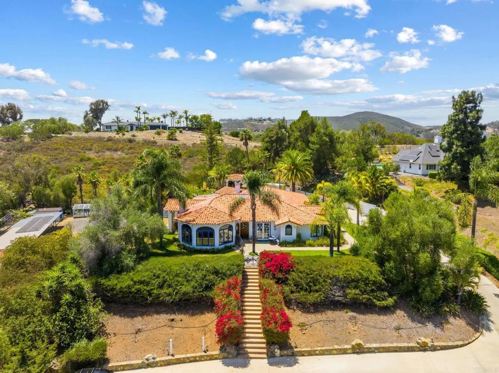 https://cdn.realtyfeed.com/cdn/127/306745375/122e287f41b4a4fadeb3477e7e3fd0ed.webp