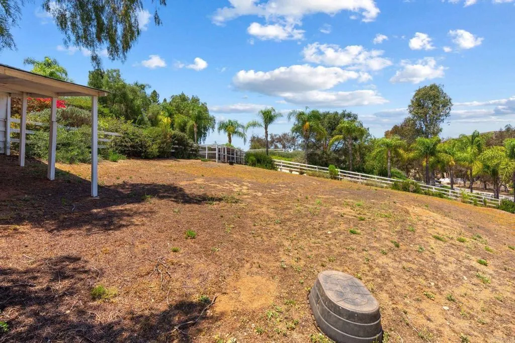 https://cdn.realtyfeed.com/cdn/127/306745375/792d2529e42acc195464c9480d512006.webp
