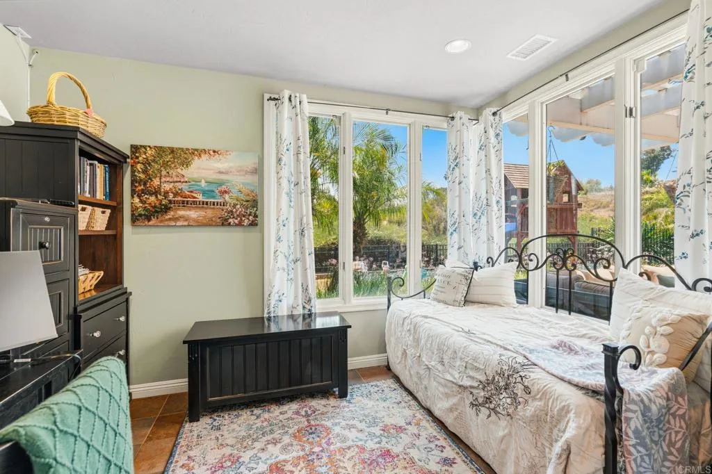 https://cdn.realtyfeed.com/cdn/127/306745375/963cfc5684a2709eba7adb92994ed1ca.webp