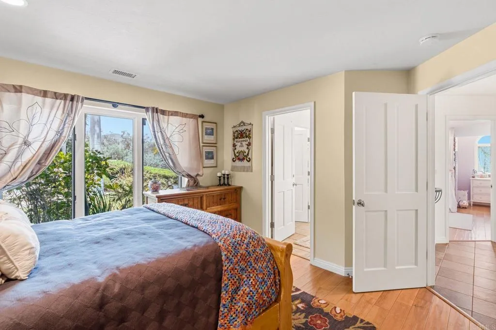 https://cdn.realtyfeed.com/cdn/127/306745375/d0eb5de8256601f2010a0dfd7ba9597e.webp