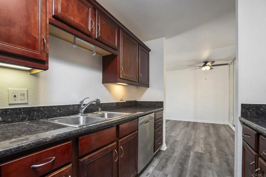 Photo #8: PTP2604623 Listing: Photo #8
