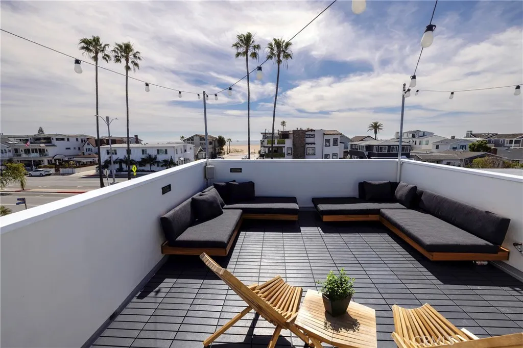 203 8th St, Newport Beach, CA 92661 - Photo 5 of 13, Newport Beach, CA