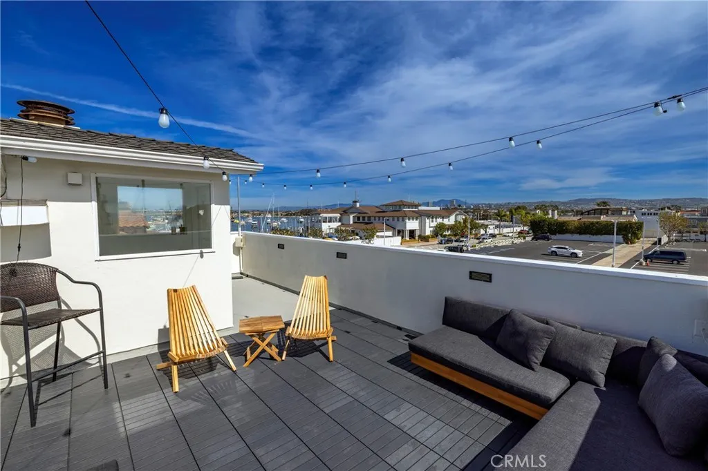 203 8th St, Newport Beach, CA 92661 - Photo 3 of 13, Newport Beach, CA