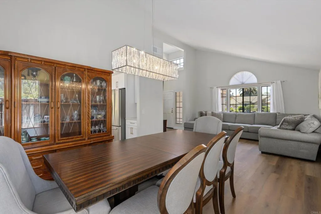 https://cdn.realtyfeed.com/cdn/127/306745501/84e43b868e4b17f4d6a9cf470c808dff.webp