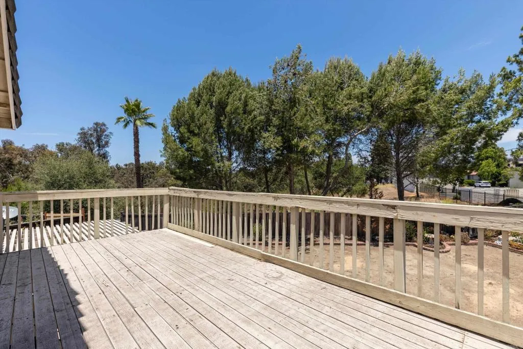 https://cdn.realtyfeed.com/cdn/127/306745501/9dd7f072ae92d9d33a47cbe51476e69c.webp