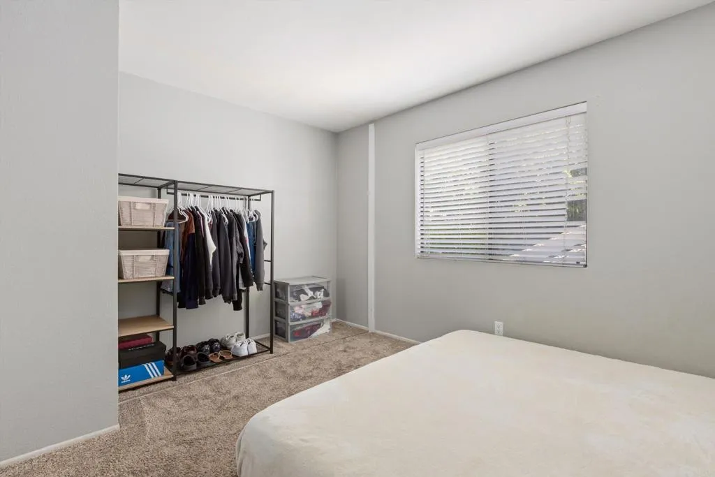 https://cdn.realtyfeed.com/cdn/127/306745501/a4e23b37f1314c3fa45909813c9c64c6.webp
