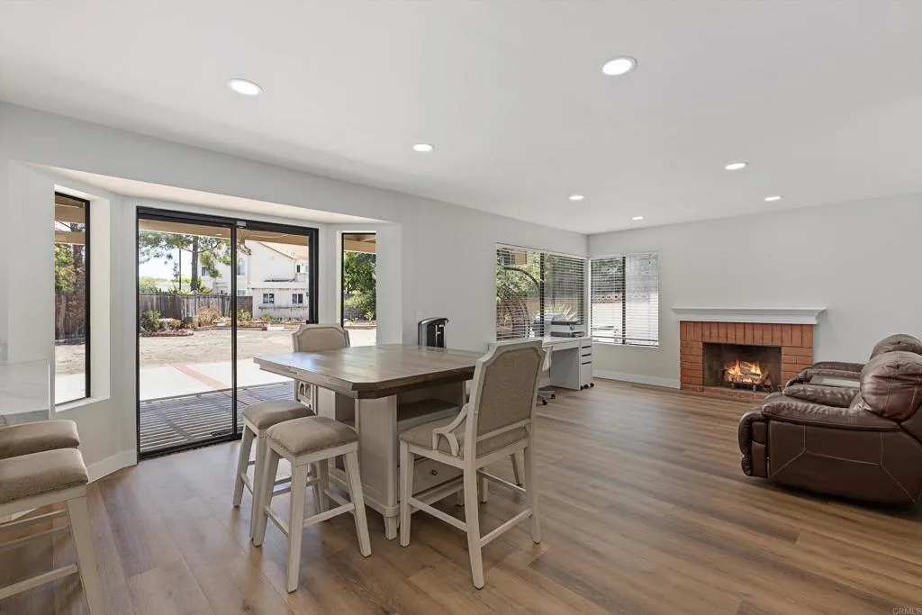 https://cdn.realtyfeed.com/cdn/127/306745501/c1c30ea3498347e36973387421b74b9a.webp