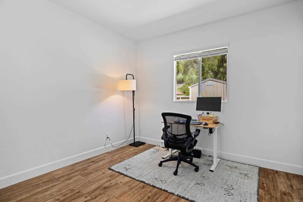 https://cdn.realtyfeed.com/cdn/127/306745522/12524b0420e94f5c72f65b8f920348de.webp