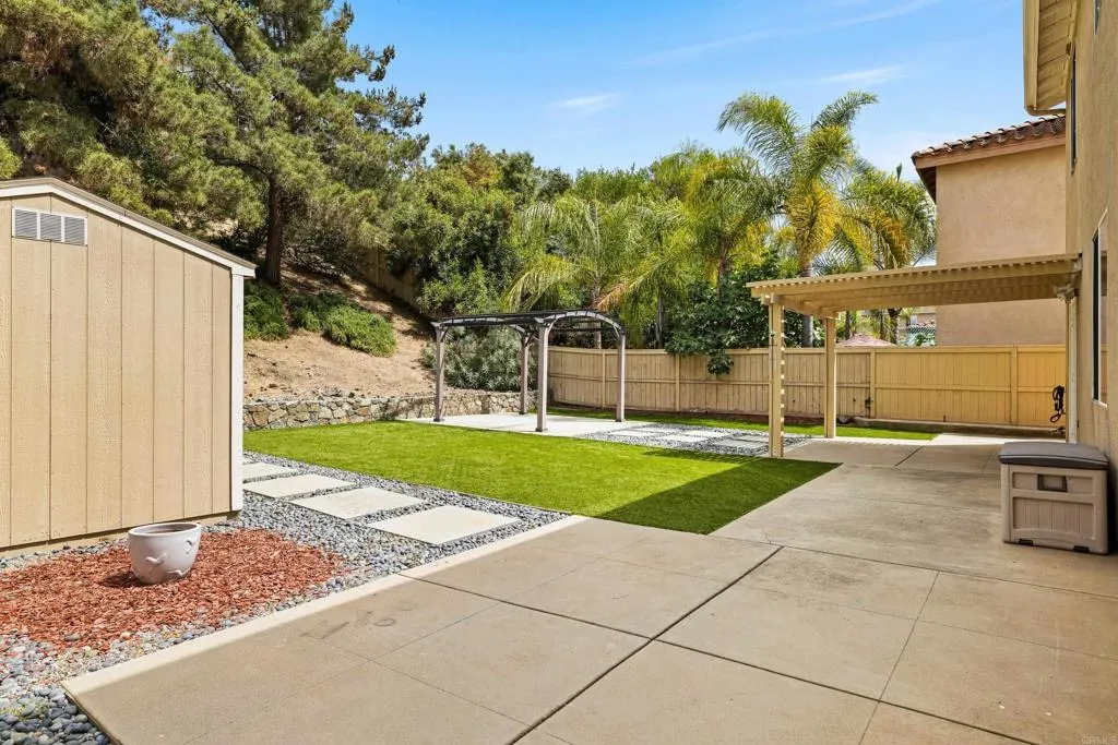 https://cdn.realtyfeed.com/cdn/127/306745522/207bfa7a1b19f223e6406f5e2bad9709.webp