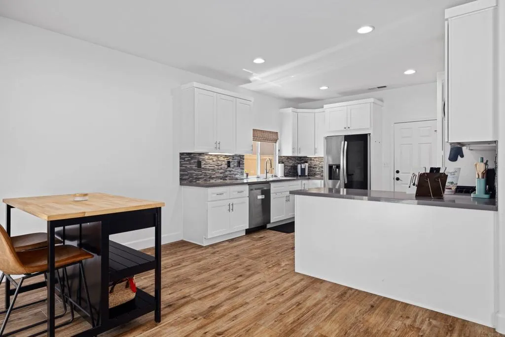 https://cdn.realtyfeed.com/cdn/127/306745522/3728b9341259e68e9f27305dc8a874fd.webp