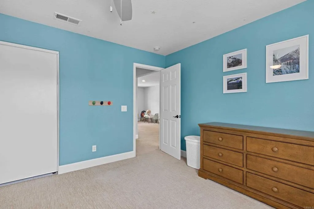 https://cdn.realtyfeed.com/cdn/127/306745522/ae3d17fdea8b27def825f666331ae668.webp