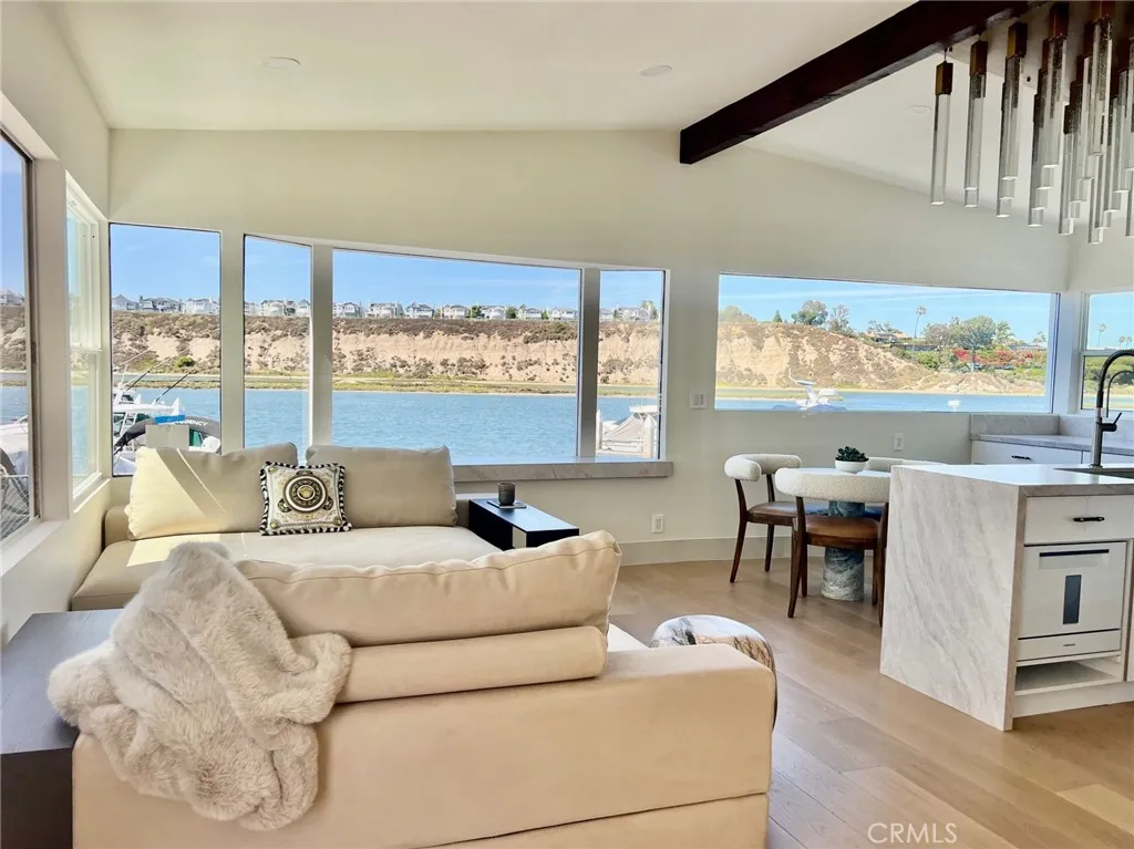 24 Saratoga, Newport Beach, CA 92660 - Photo 3 of 35, Newport Beach, CA