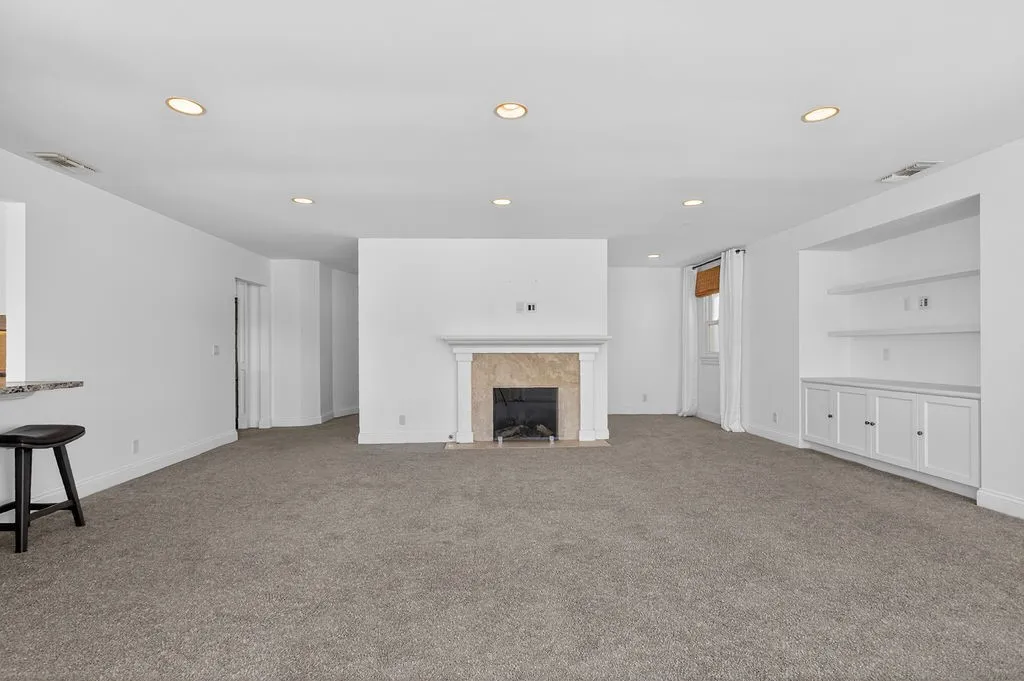 2137 Channel, Newport Beach, CA 92661 - Photo 5 of 31, Newport Beach, CA
