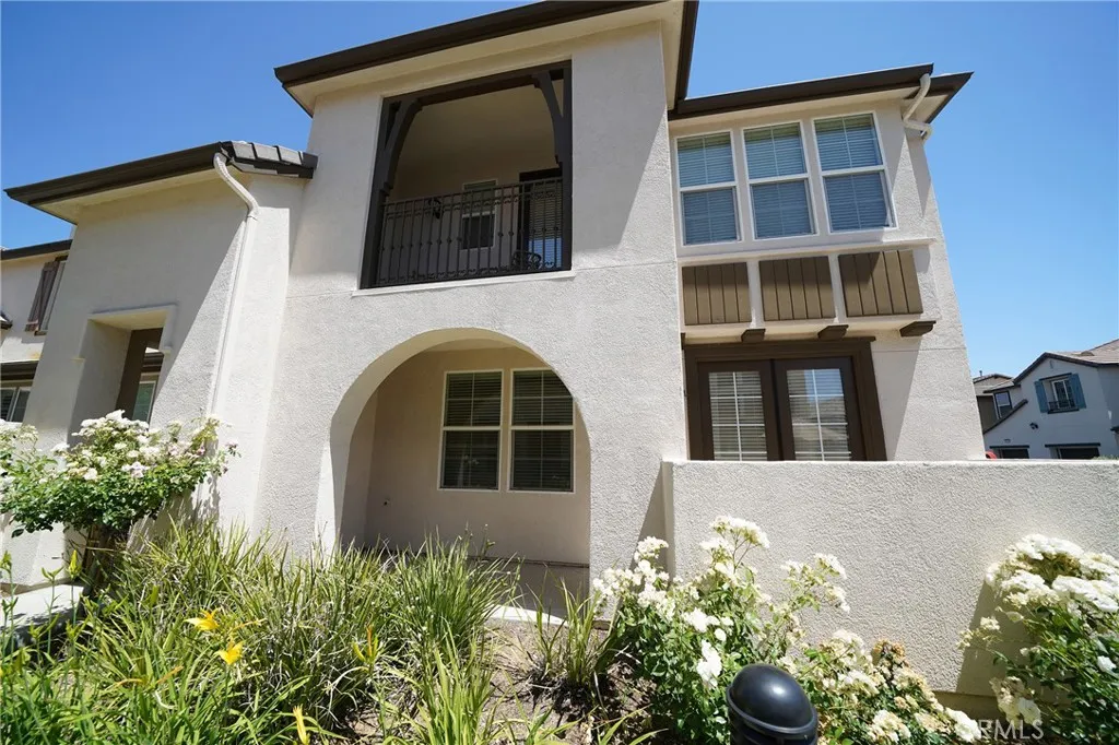 Valencia, CA 91354