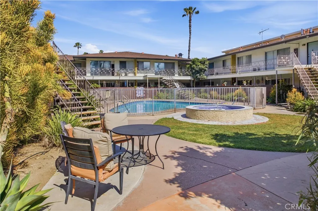 Encino, CA 91316