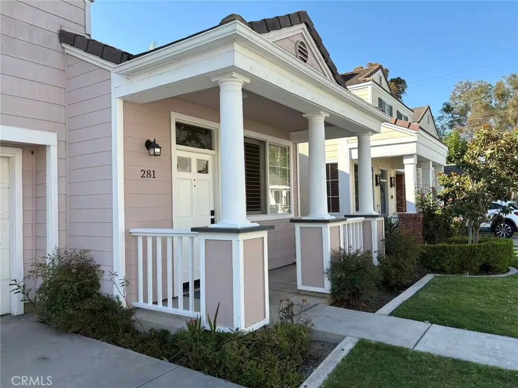 281 Mesa Drive, Costa Mesa, CA 92627 - Photo 3 of 26, Costa Mesa, CA