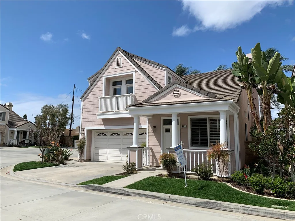 281 Mesa Drive, Costa Mesa, CA 92627 - Photo 4 of 26, Costa Mesa, CA