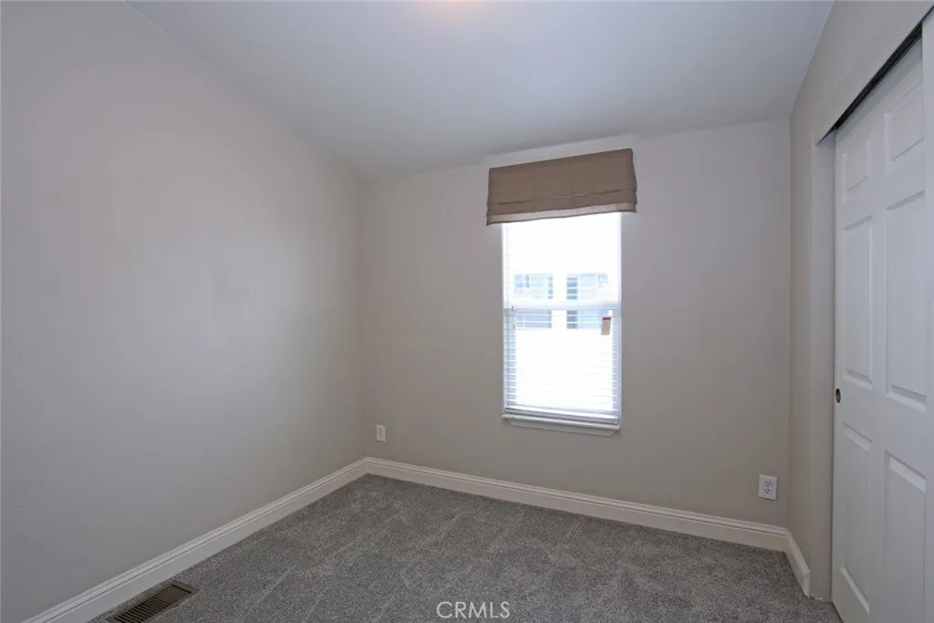 https://cdn.realtyfeed.com/cdn/127/306745609/1dd99b82127423aebdaf62ff7f3074df.webp