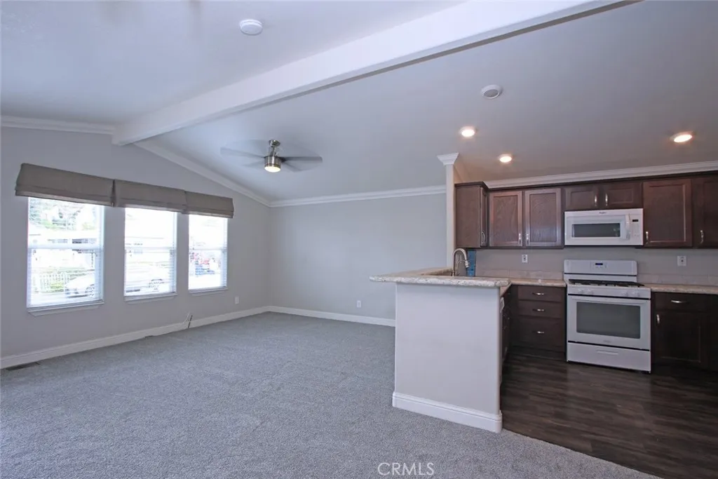 https://cdn.realtyfeed.com/cdn/127/306745609/33d335c22ad080963e763b07ef5ecc3c.webp