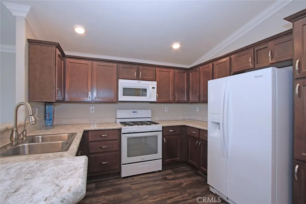 https://cdn.realtyfeed.com/cdn/127/306745609/459097e3f23427799f0b9024ffdc1f05.webp