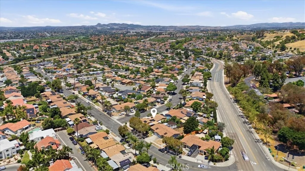 https://cdn.realtyfeed.com/cdn/127/306745614/2a137304962bf0835850c1647ba3c320.webp