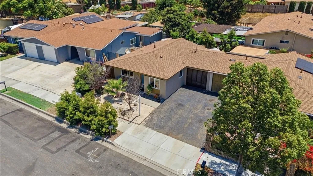 https://cdn.realtyfeed.com/cdn/127/306745614/2ff789b6855acec1ba28c5a7182c1300.webp