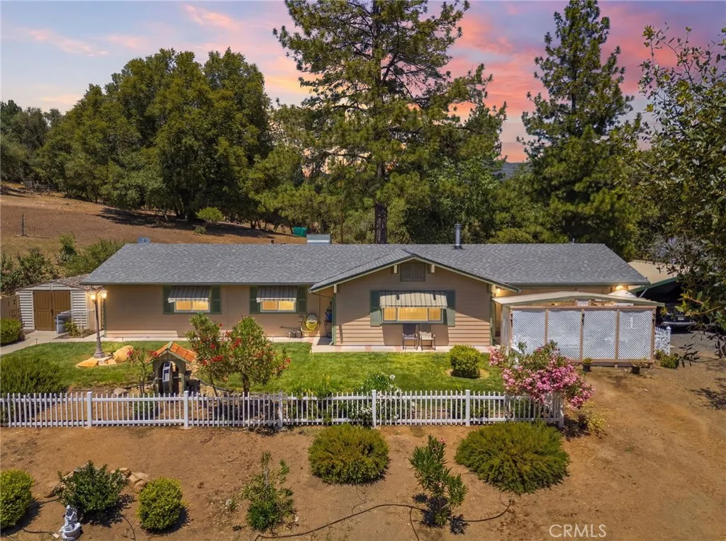 Mariposa, CA 95338