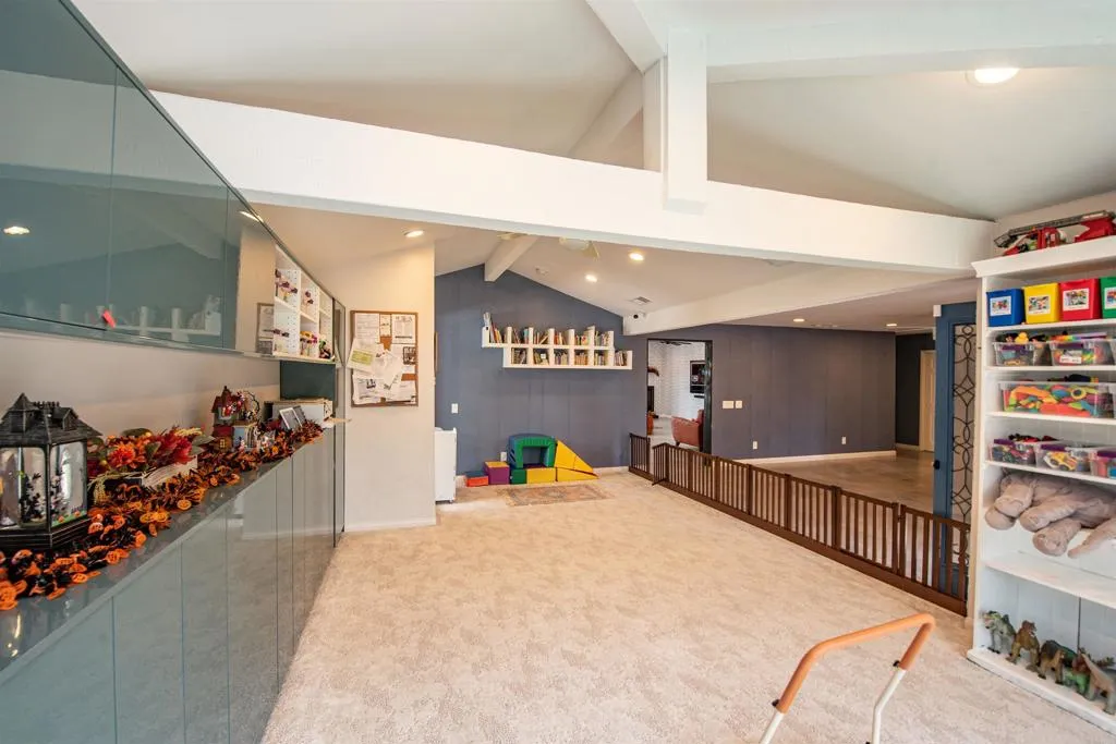 https://cdn.realtyfeed.com/cdn/127/306745695/f6c441bb6d6bf9a8032c94d7f6c6540a.webp